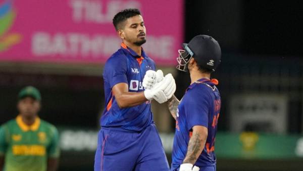 ஸ்கோர் விவரம் 