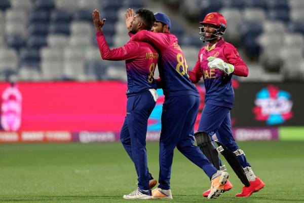 ரசிகர்கள் வருத்தம் 