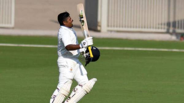 அசத்தல் ரெக்கார்ட்