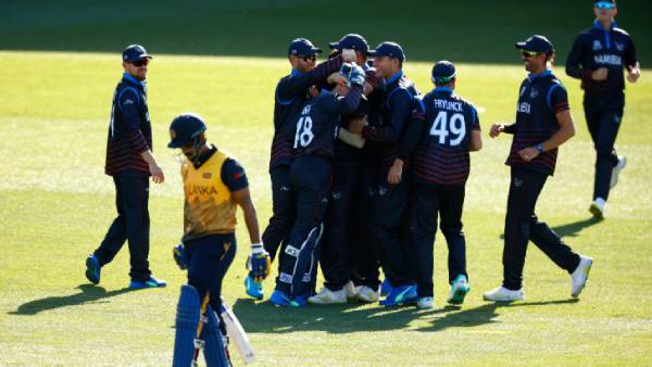 108 ரன்களில் அவுட்