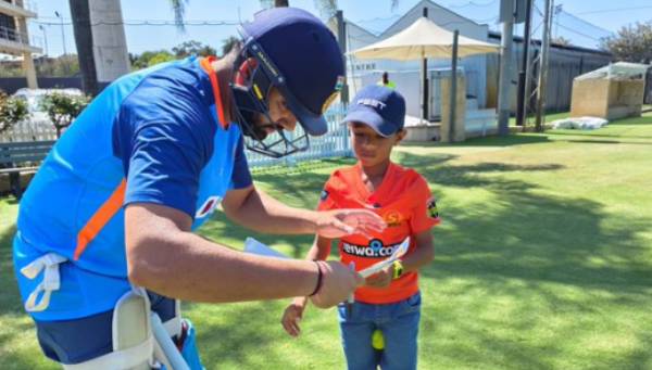 சிறுவன் நெகிழ்ச்சி