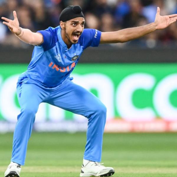 ரிஸ்வான் ஆட்டமிழப்பு