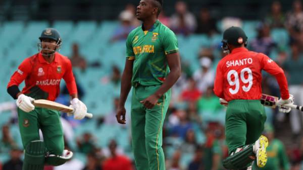 அதிரடி ஆட்டம்