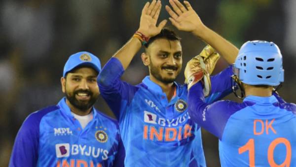 அக்‌ஷர் பட்டேல் நீக்கம் 