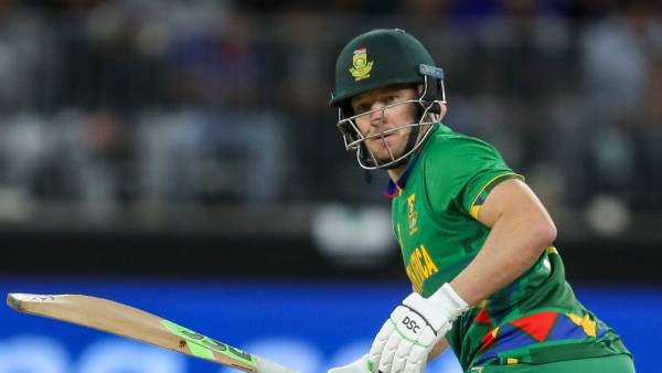 ரன் அவுட் மிஸ்