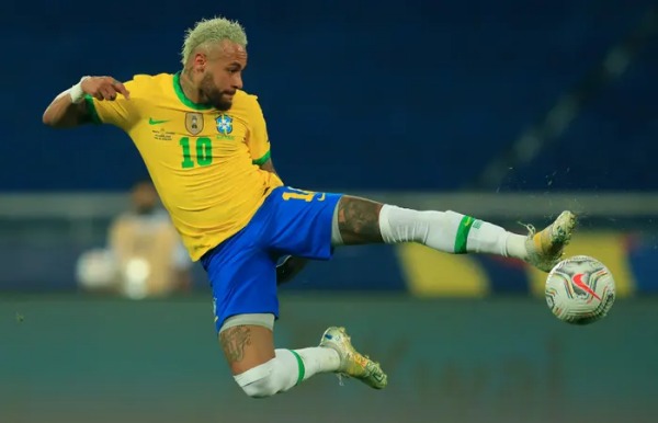 அட்டாக்கிங் வீரர்கள் 