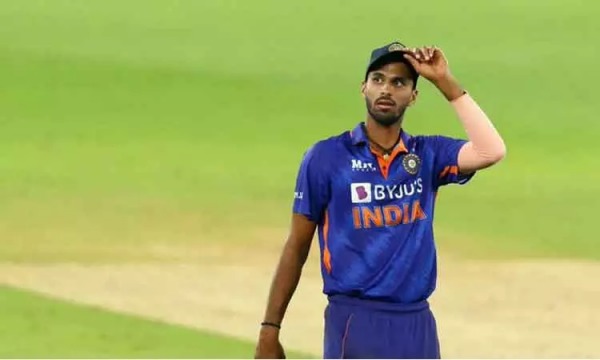 அபார பந்துவீச்சு