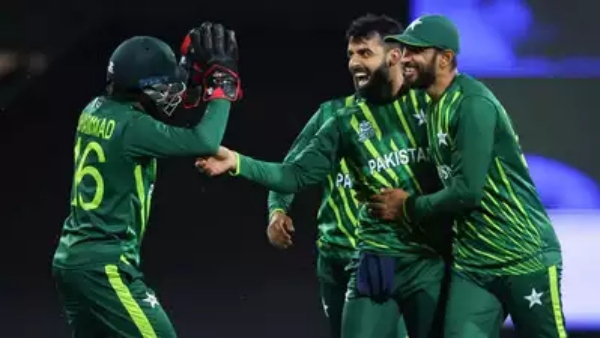 யாருக்கு அரையிறுதி வாய்ப்பு