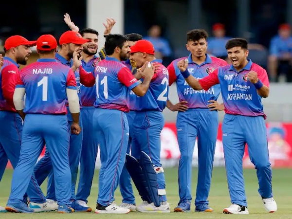 144 ரன்கள்