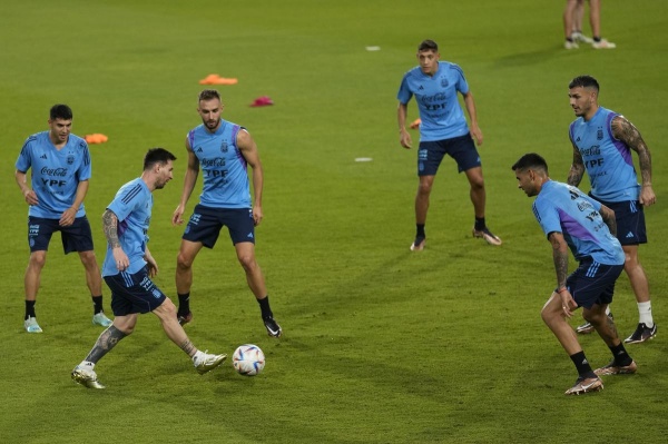 பல்கலைக்கழகத்தில் அர்ஜென்டினா