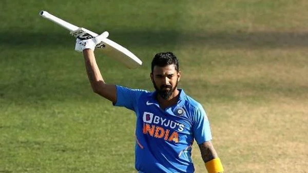  ரசிகர்கள் பாராட்டு 