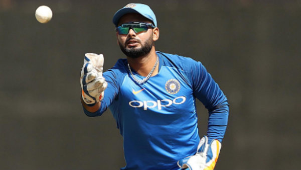  ரிஷப் பண்ட்-க்கு ஆதரவு 