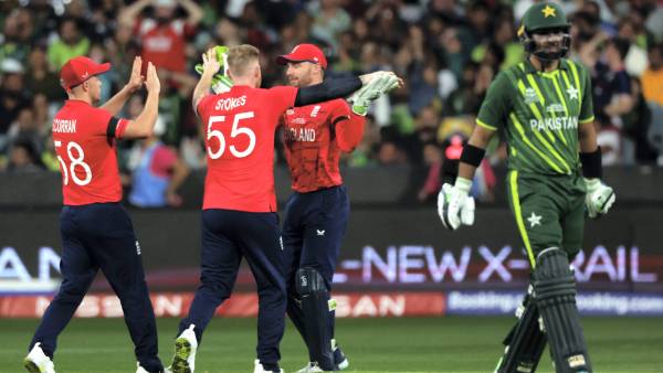 பாகிஸ்தான் பயணம்