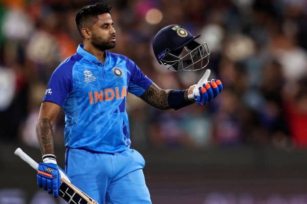  சூர்யகுமார் யாதவ் அதிரடி 