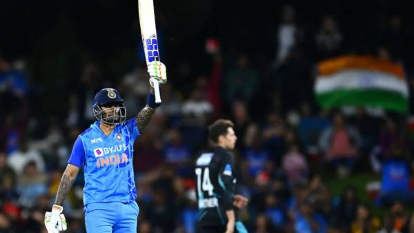 ஹாட்ரிக் சாதனை