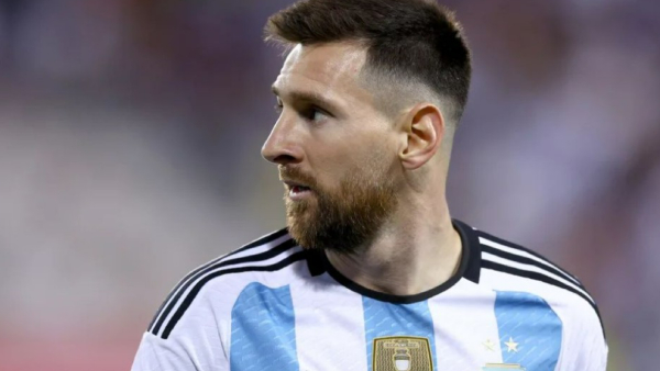 ரசிகர்கள் ஆர்வம் 