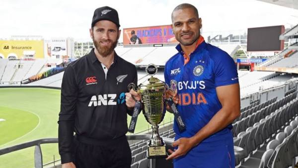 உம்ரானுக்கு வாய்ப்பு 