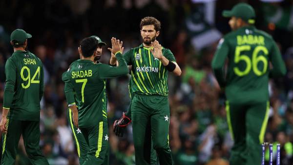 பிளேயிங் லெவன்