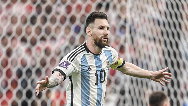 மாயாஜாலக்காரர் மெஸ்ஸி 