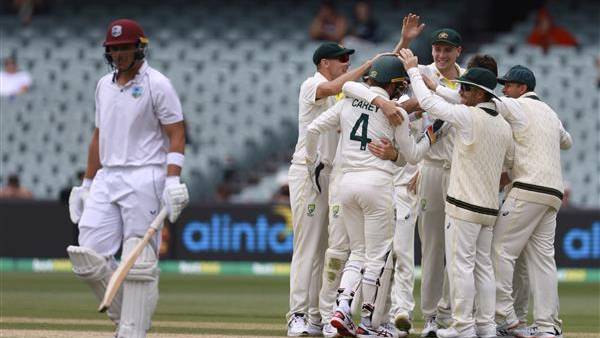 214 ரன்கள் அவுட்