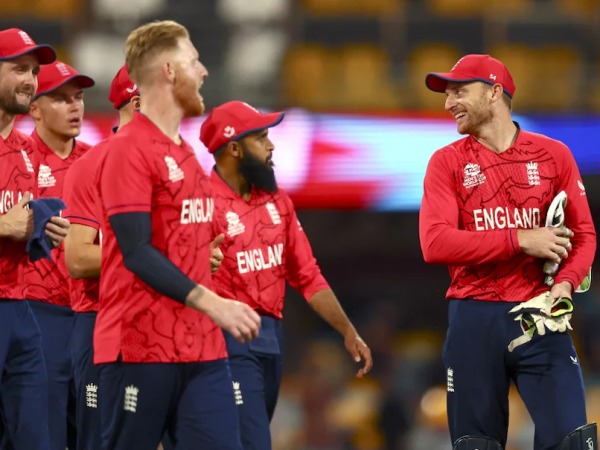 506 ரன்கள் குவிப்பு 