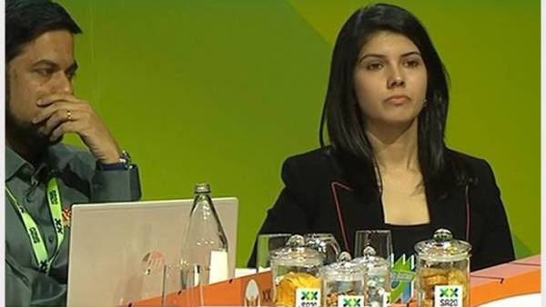 காவ்யா மாறன் செக் 