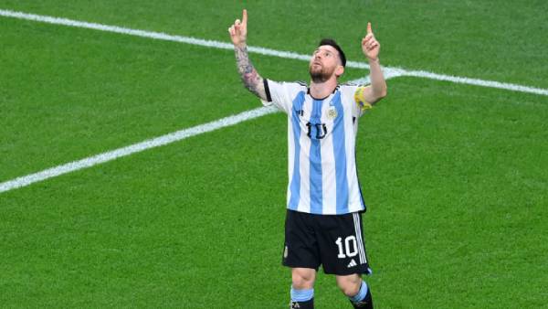 1000 போட்டிகள் 