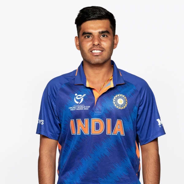 8 விக்கெட் 