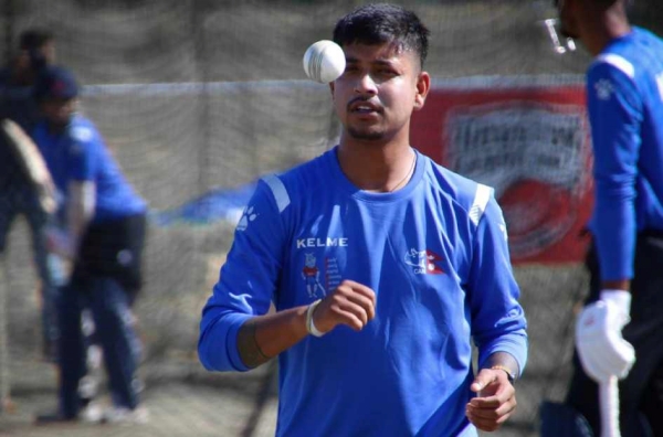 நேபாள் கேப்டன் நீக்கம் 