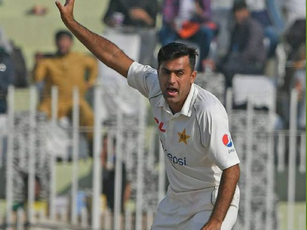 இங்கிலாந்து ஆல் அவுட் 