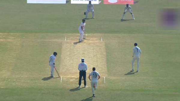  மாறிய ஆடுகளம்