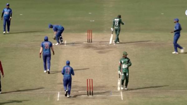  எப்படி விளையாடப்படும்?