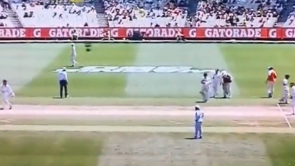 வீரர் காயம் 