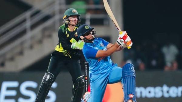  போராடி தோல்வி 