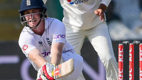 விராட் கோலி - புரூக்ஸ் 