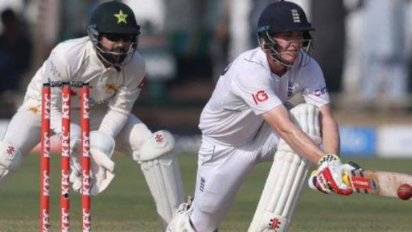 இங்கிலாந்து தடுமாற்றம் 