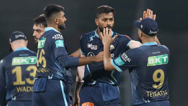 குஜராத் அணி 