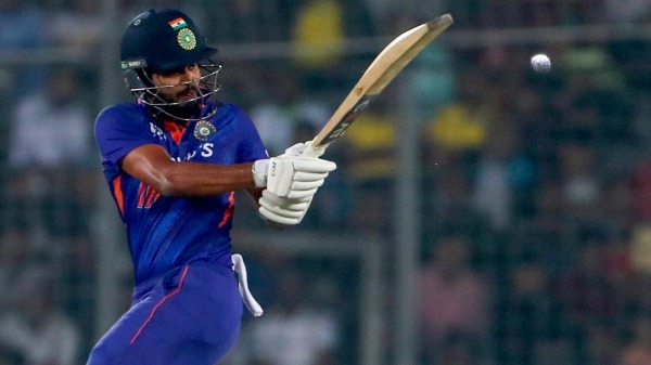 கியரை மாற்றிய கோலி 