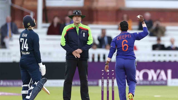 தீப்தி சர்மாவின் மான்கட் 