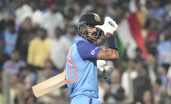  பேட்டிங் வரிசை மாற்றம் 