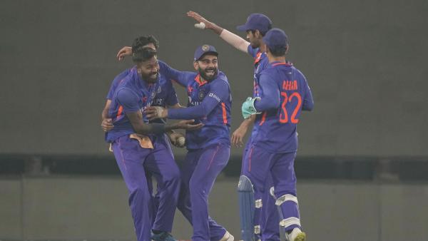 தடுமாறிய நியூசி 