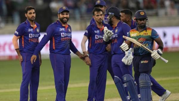 2 பேருக்கு வாய்ப்பு 