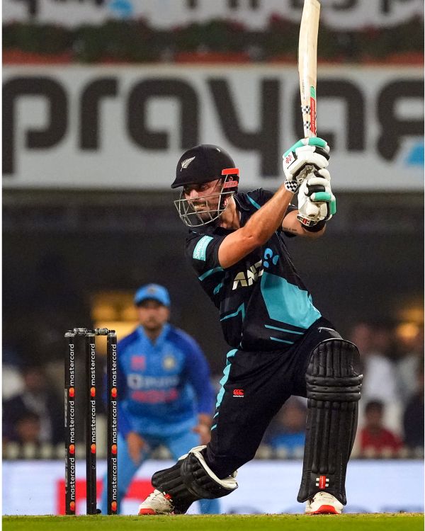 தடுமாறிய வீரர்கள் 