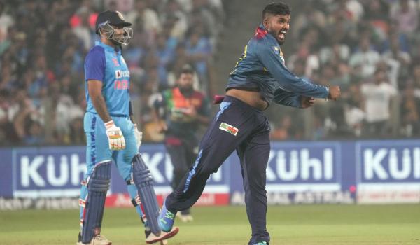 இந்தியாவின் இன்னிங்ஸ் 