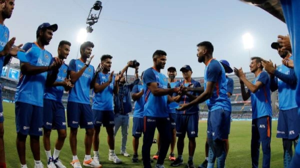 பலமான மிடில் ஆர்டர்