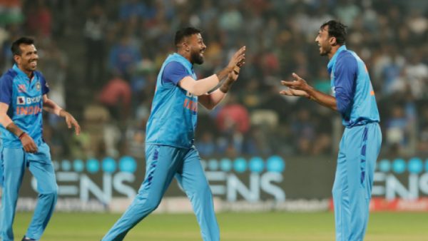 தடுமாறிய இலங்கை 