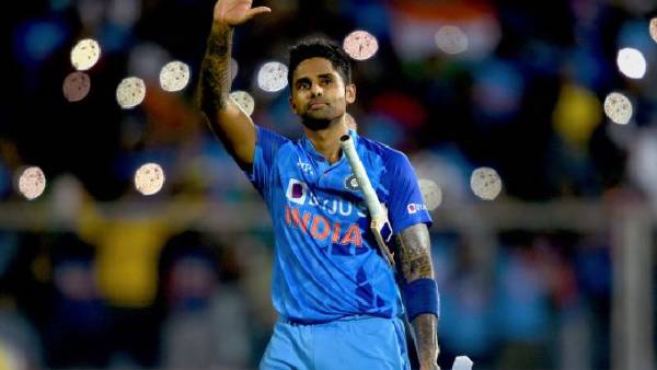 பறந்த சிக்சர்கள் 