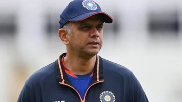 எங்கே இருக்கிறார்? 