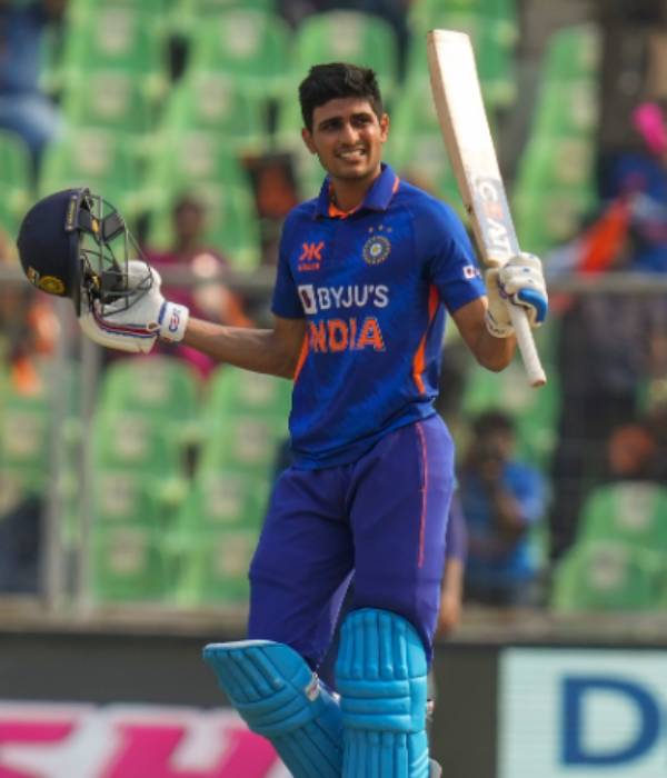 சுப்மான் கில் சதம் 