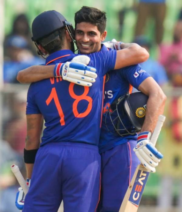 சுப்மான் கில் சதம் 